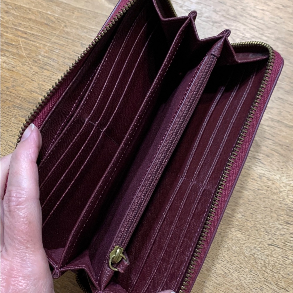 Fossil wallet - Picture 3 of 3